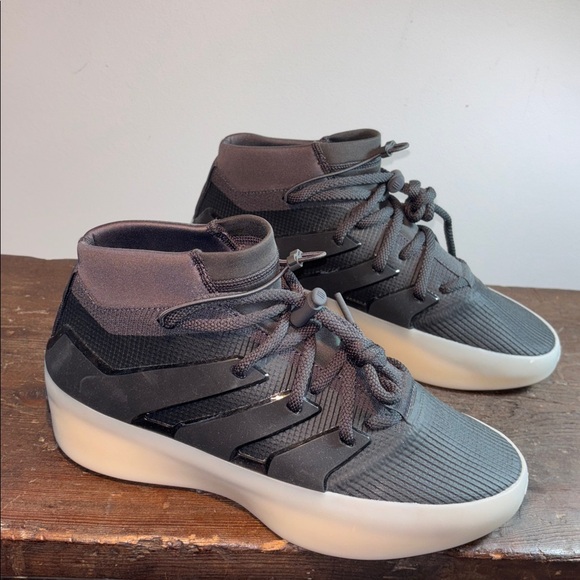 New Adidas Fear Of God Athletics 1 Basketball Carbon/Carbon Size 9 *NEW* main image 14